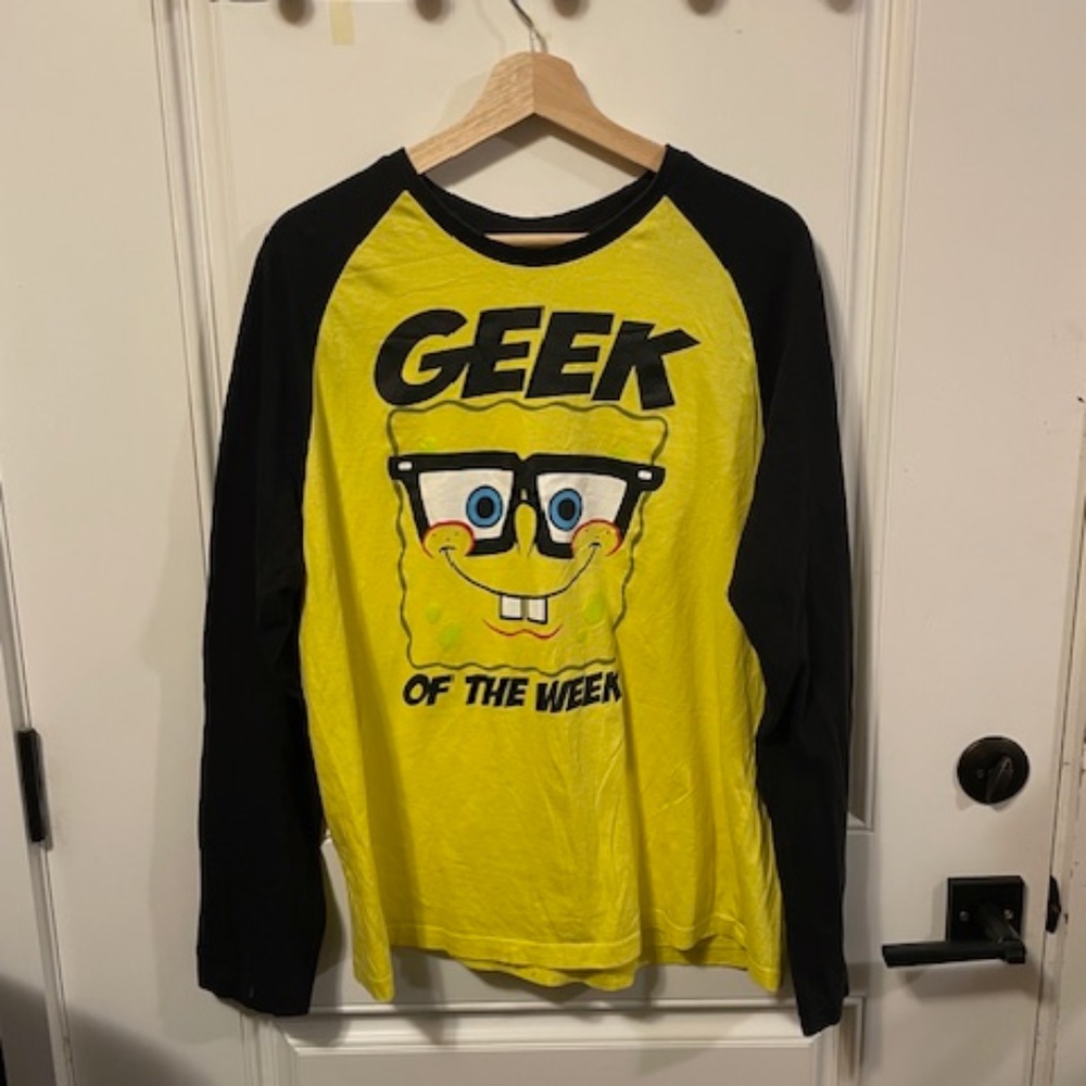 ** COLLECTABLE** SPONGEBOB GEEK OF THE WEEK BASEBALL TEE
